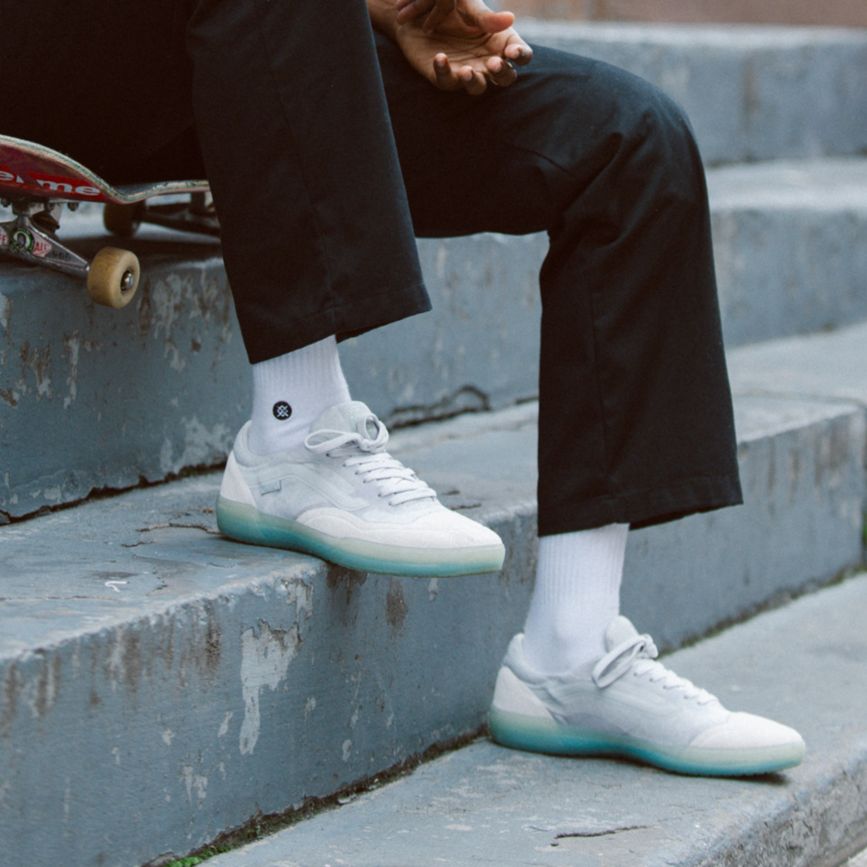 Vans Beatrice Domond AVE Pro Blancas | VN643W5PU66